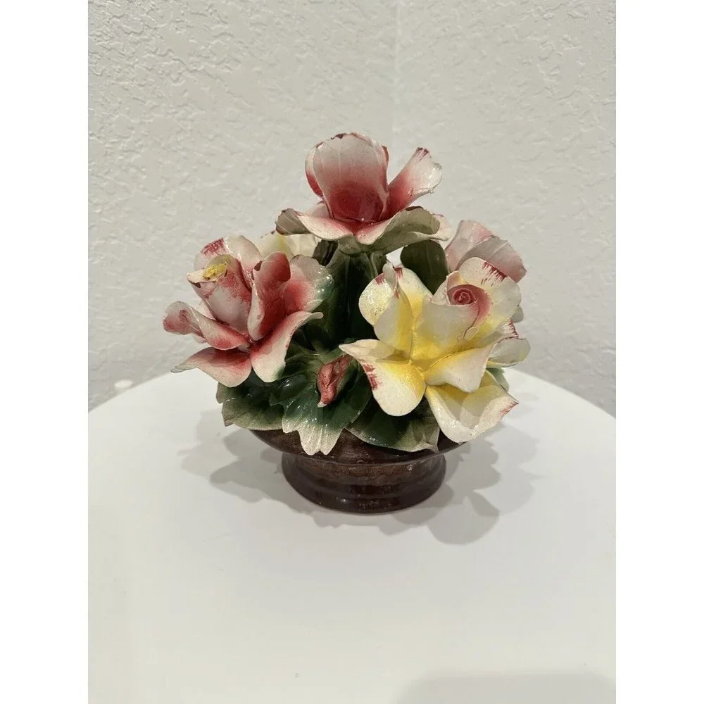 Capodimonte Roses in a planter Made Italy‎ 8.5 in Vintage Rare